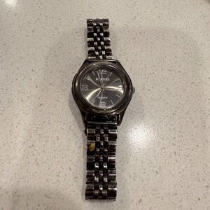 ⌚️Rumours Metallic Silver Quartz Watch Timepiece vintage